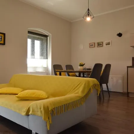 Takale By Guide فيلة *